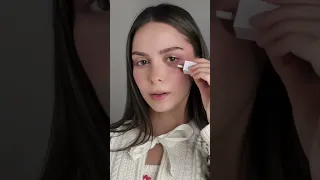 Trying the „crying girl makeup“ 👀💗🥲