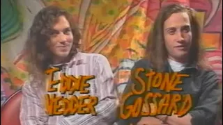 First Look Video Segment: Eddie Vedder & Stone Gossard interview (1992)