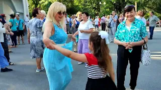 Я НА НЕЇ ЗАДИВИВСЯ! ТАНЦЫ ХАРЬКОВ 2023 #dance #retrodancing