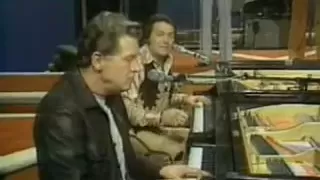 Jerry Lee Lewis & Mickey Gilley - 9 minutes of POP GOES COUNTRY.