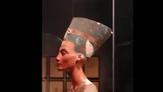 Nefertiti's Head - Berlin