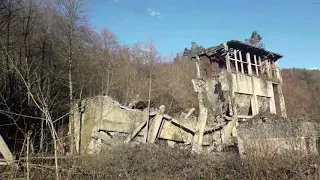 Заброшенная жд в Акармару. Вокзал.