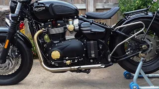 Triumph Bonneville Bobber! MOTONE Finally drops the H BOMB! Full Hpipe  CAT delete Exhaust system!