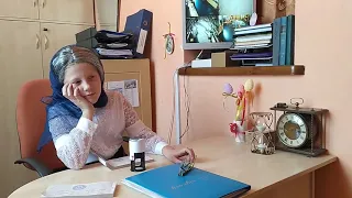 Полина Павловна меняет профессию.