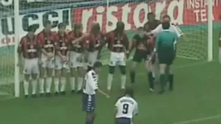 Gabriel Batistuta | Serie A 1998/1999 l Free kick inside the penalty box