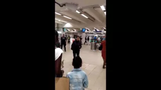 Les supporters de Marseille à Paris gare de Lyon