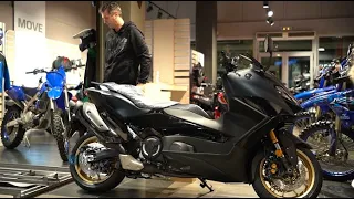 unboxing: Luxury scooter - YAMAHA TMAX560 new 2023