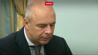 Путин, Лиам Нисон и другие.