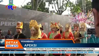 ARAK ARAKAN PAWAI BUDAYA PEMKO PEKANBARU SITA PERHATIAN PENGUNJUNG