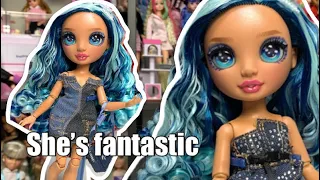 Best doll this year? RUNWAY SKYLER BRADSHAW - Rainbow High FANTASTIC FASHIONS new review