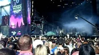 Tinie Tempah  Mosh Pitt  BBC Radio 1's Hackney Weekend 2012