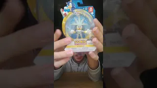 The Unboxing of the 2.5inc Silver Figure And the New Sonic figure By Jakks Pacific