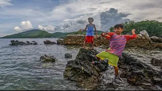 Awesome Kids Fishing To Abandoned Island | Catch & Sell
