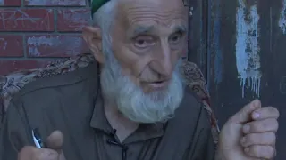 В Дагестане 86 летний дедуля лечит людей бесплатно