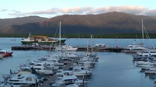 Seaswift MV Trinity bay arriving at Cairns port (Timelapse)