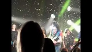 Alice Cooper - Johnny Depp - Orianthi Perform "Run Run Rudolph" at Christmas Pudding 2012