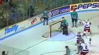 Teemu Selanne "The New Boss" 1992-93 Rookie Season Video (Part 1 of 2)