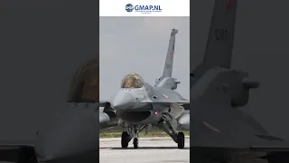 Turkish Air Force F-16 Fighting Falcon pilot salute #military #f16 #shorts  #aviation