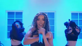 Tinashe  - X - Live at Cadillac Sessions - (AI Restored) [4K]