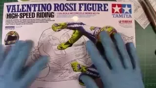 Tamiya 1/12 Valentino Rossi Figure (High-Speed Riding) # 14118 Build - www.emodels.co.uk