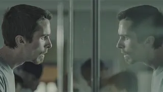 مش بينام من سنة بسبب شخص مجهول بيطارده ! ملخص فيلم The Machinist