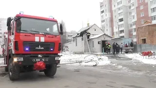 Вінницькі рятувальники ліквідували пожежу в каплиці