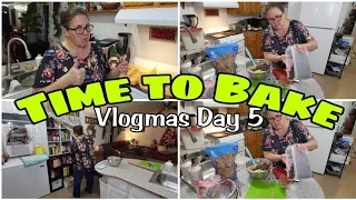 Let's bake some cookies / Vlogmas Day 5 / Mobile Home Living