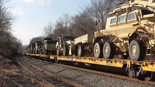 MUST SEE: CSX Military Train Hauling Hundreds Of Military Vehicles Through Piscataway 2/26/23