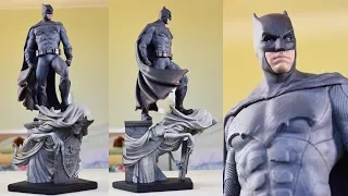 Iron Studios Justice League Batman 1/10 Deluxe Statue Unboxing and Review!