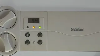 Газовый котёл Vaillant Быстро набирает температуру и отключается а батареи холодные Что делать