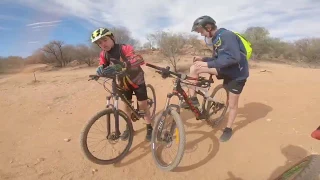 Alice Springs, Arrwe MTB Trail - Can’t Hold Us