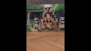 Lego Minecraft 21250