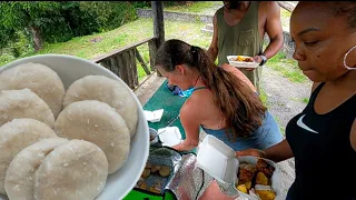 American Tourists Try Coconut Dumplings for the First Time