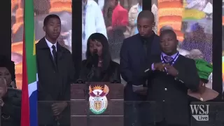 Was the Mandela Service Sign Language Interpreter Faking It?