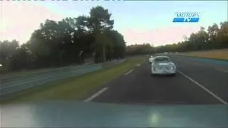 Le Mans Classic 2010 - Healey 100M overtaking