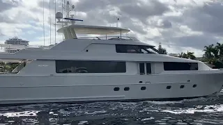 M/Y FIRST LIGHT