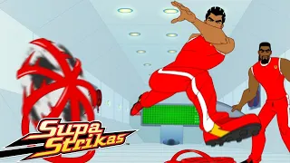 Sacudidas en un Tren | Super Strikas | Súper Fútbol Dibujos Animados