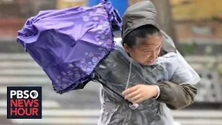 News Wrap: Typhoon kills 45, strands residents in eastern China