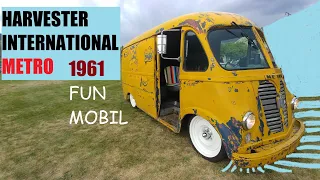 FUN MOBILE. Harvester International Metro VAN 1961 Air Ride