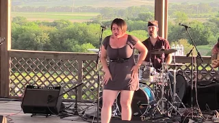 Amanda Fish - "Ball And Chain" - Brews, Blues, & Balloons, Springfield, NE - 06/03/17