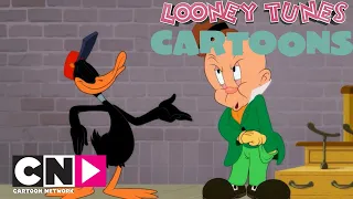 Un bizzarro lustrascarpe | Looney Tunes Cartoons | Cartoon Network