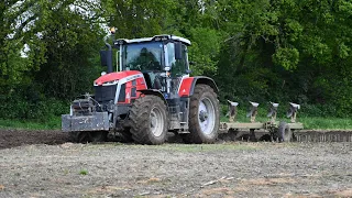 Ploughing with Massey Ferguson 8S and Dowdeswell 6 furrow