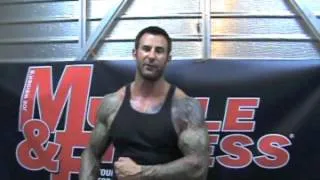 Cross-Body Hammer Curl by Jim Stoppani