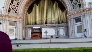 J. S. Bach Toccata in D minor played on Carillon