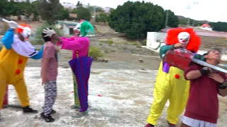 CLOWNS VS PARKOUR | The Mannequin Challenge