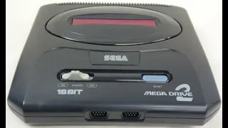 Легендарный блок от легендарной приставки Sega Mega Drive 2 и его друг от Nokia