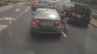 ROAD RAGE caught on Camera. (Man Gets Punched in Face)