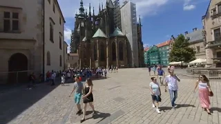 180 VR - Prague - beautiful day - sightseeing and walking in the center (2/3)