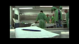 Tote schweigen nicht - Rechtsmediziner ermitteln (Dokumentarfilm, 2007)