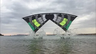 Djinn the Splash Zone (quad kite)